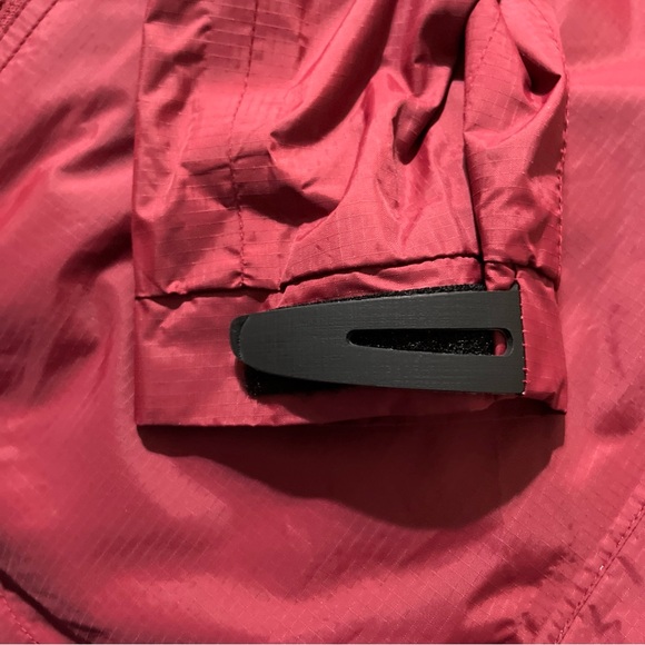 Vineyard Vines Martha’s Vineyard Men’s XXL Rain Jacket Burgundy Red Full Zip - Picture 14 of 16